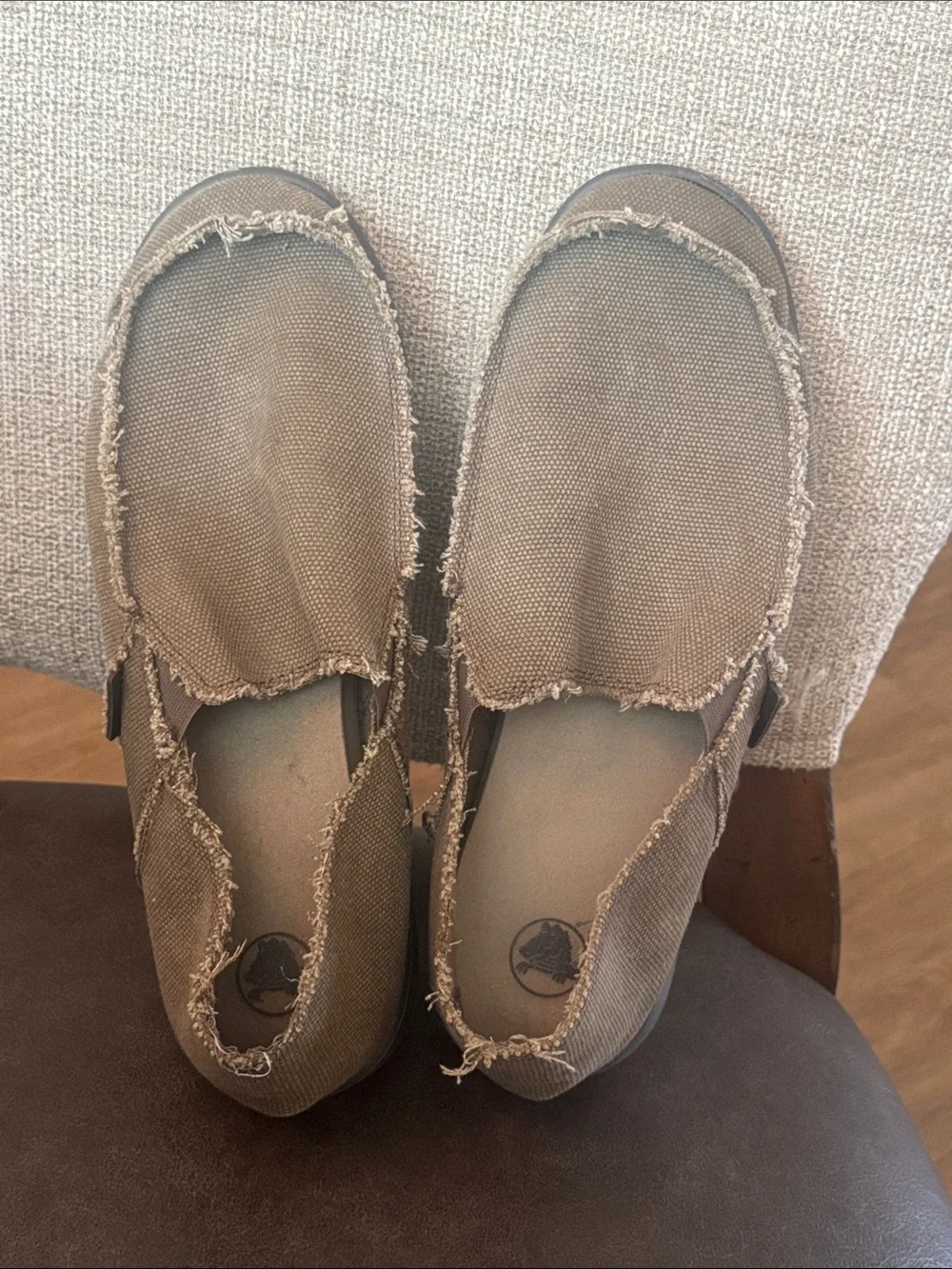 CROCS Men's Frayed Canvas Slip-On Loafers - Men’s Santa Cruz Slip-On Brown